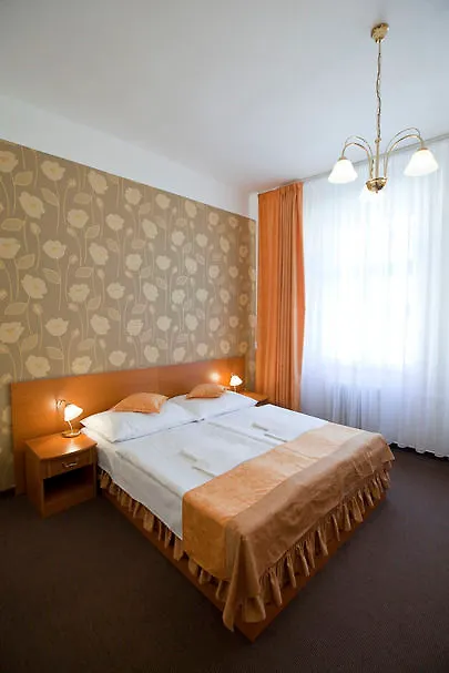 Novomestsky Hotel Prague 3*,