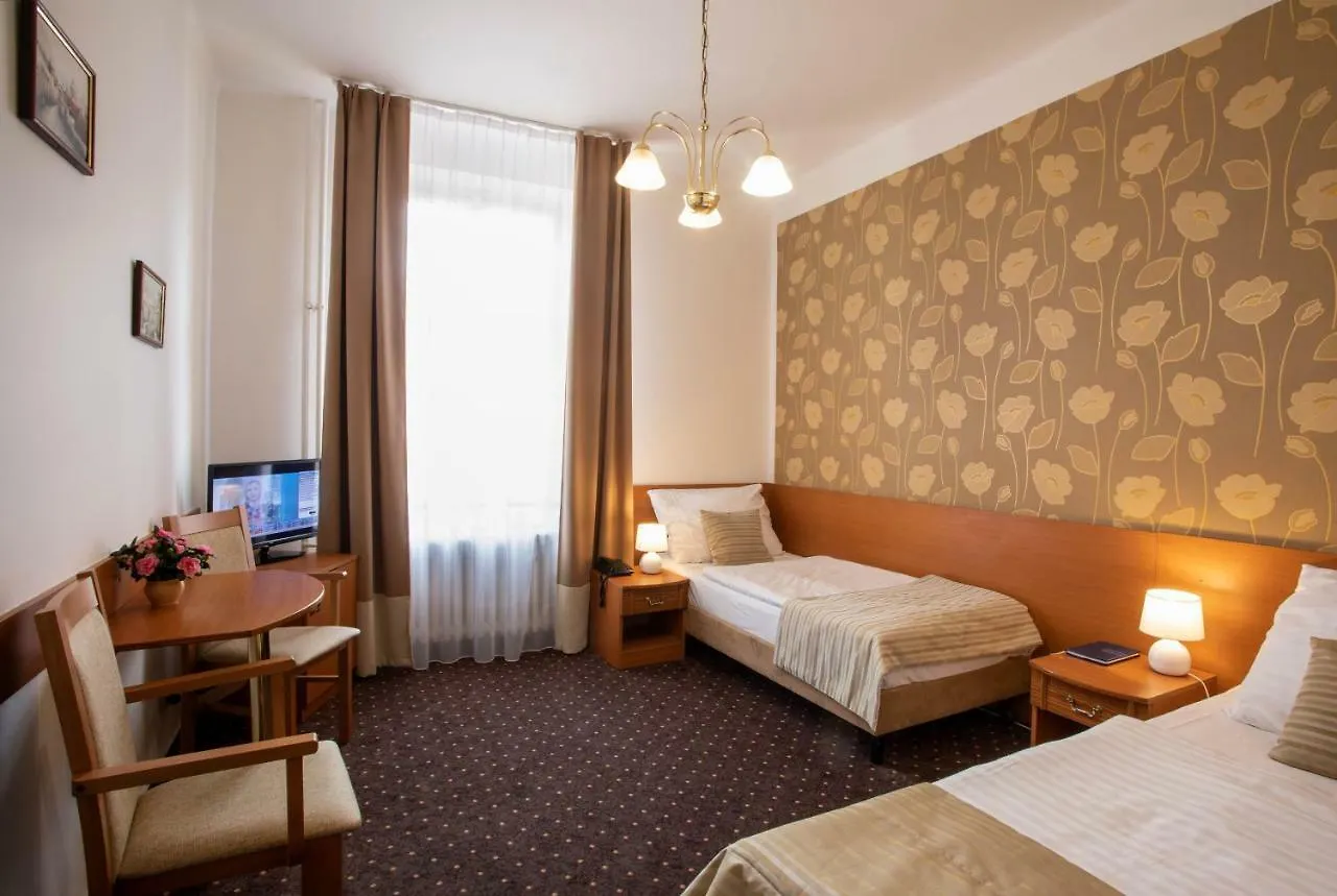 ***  Novomestsky Hotel Praga República Checa